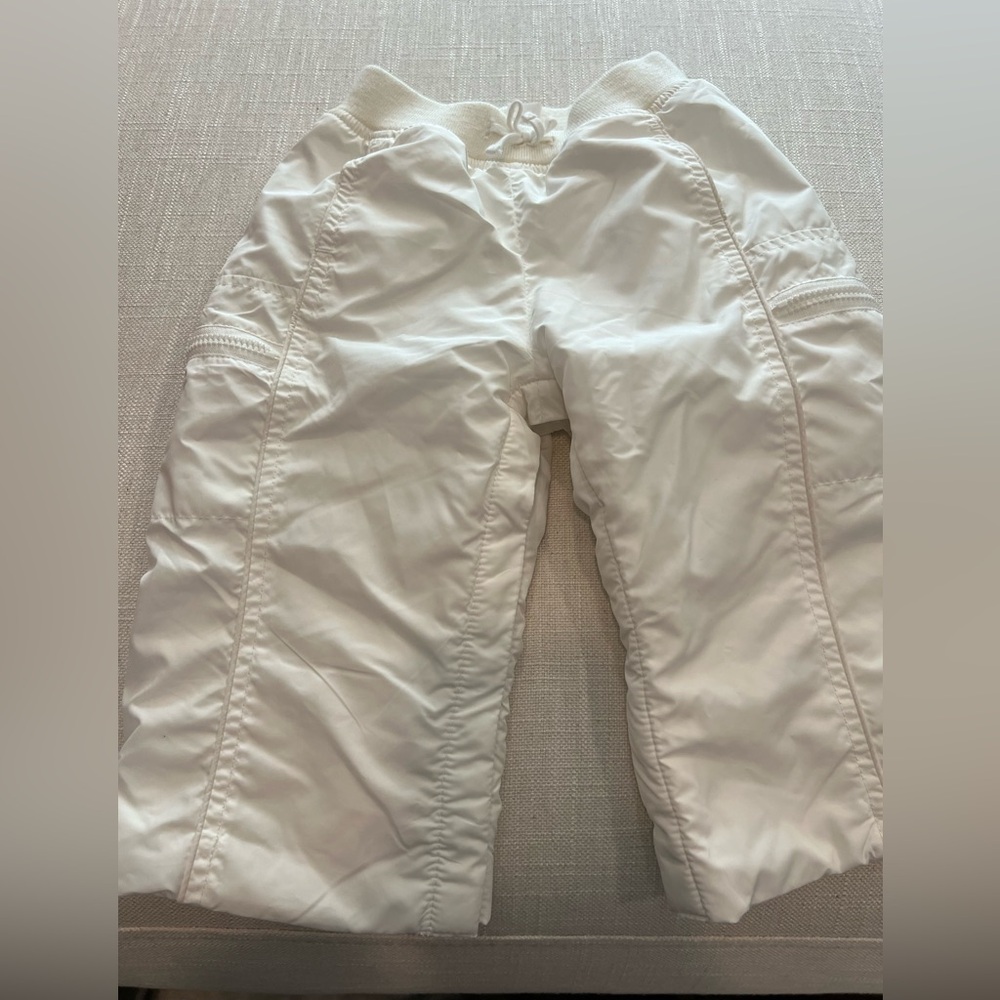 GAP White Sweatpants Relaxed Fit with Textured Fabric